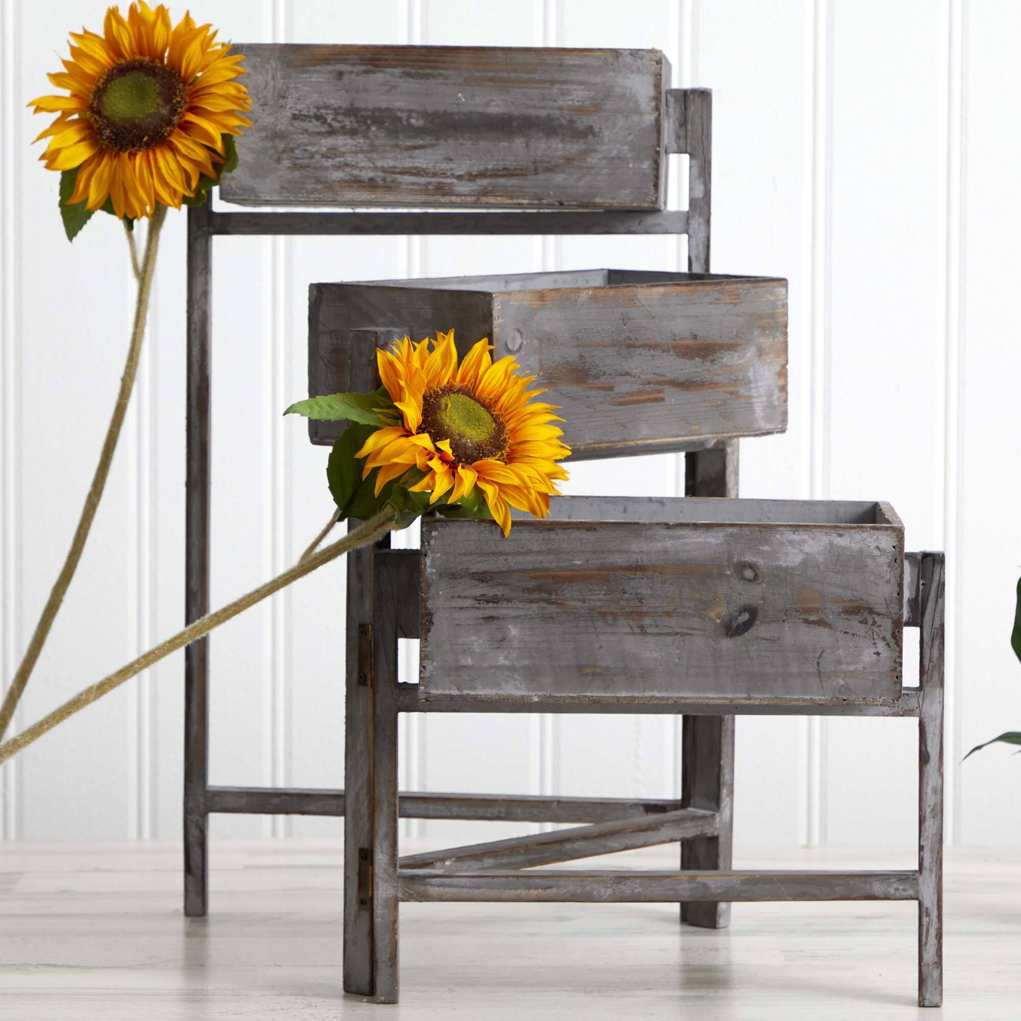 3.5ft. Gray Washed Expandable Decorative Planter